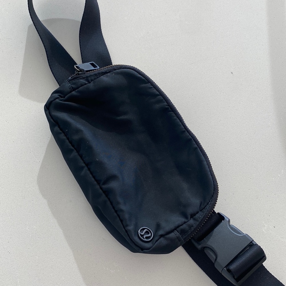 lululemon athletica Black Crossbody Sling Bag